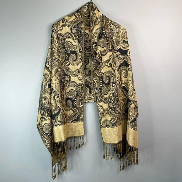 VINTAGE Paisley Print Gold Navy Metallic Fringed Rectangular Scarf Wool Feel - Picture 4 of 7